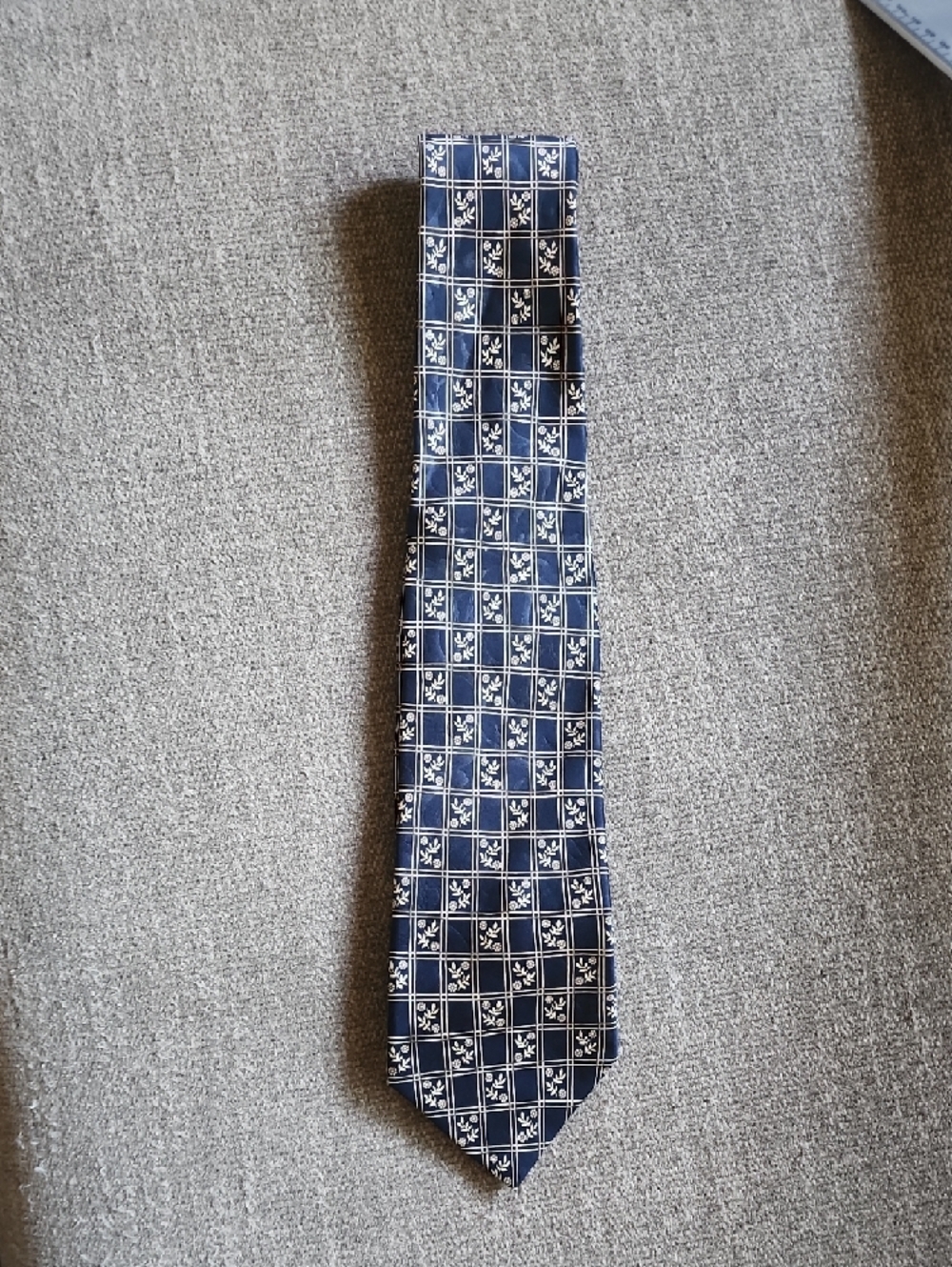 Lanvin Paris Silk Tie Navy Blue White Floral Grid Designer Necktie Italy - Picture 7 of 9